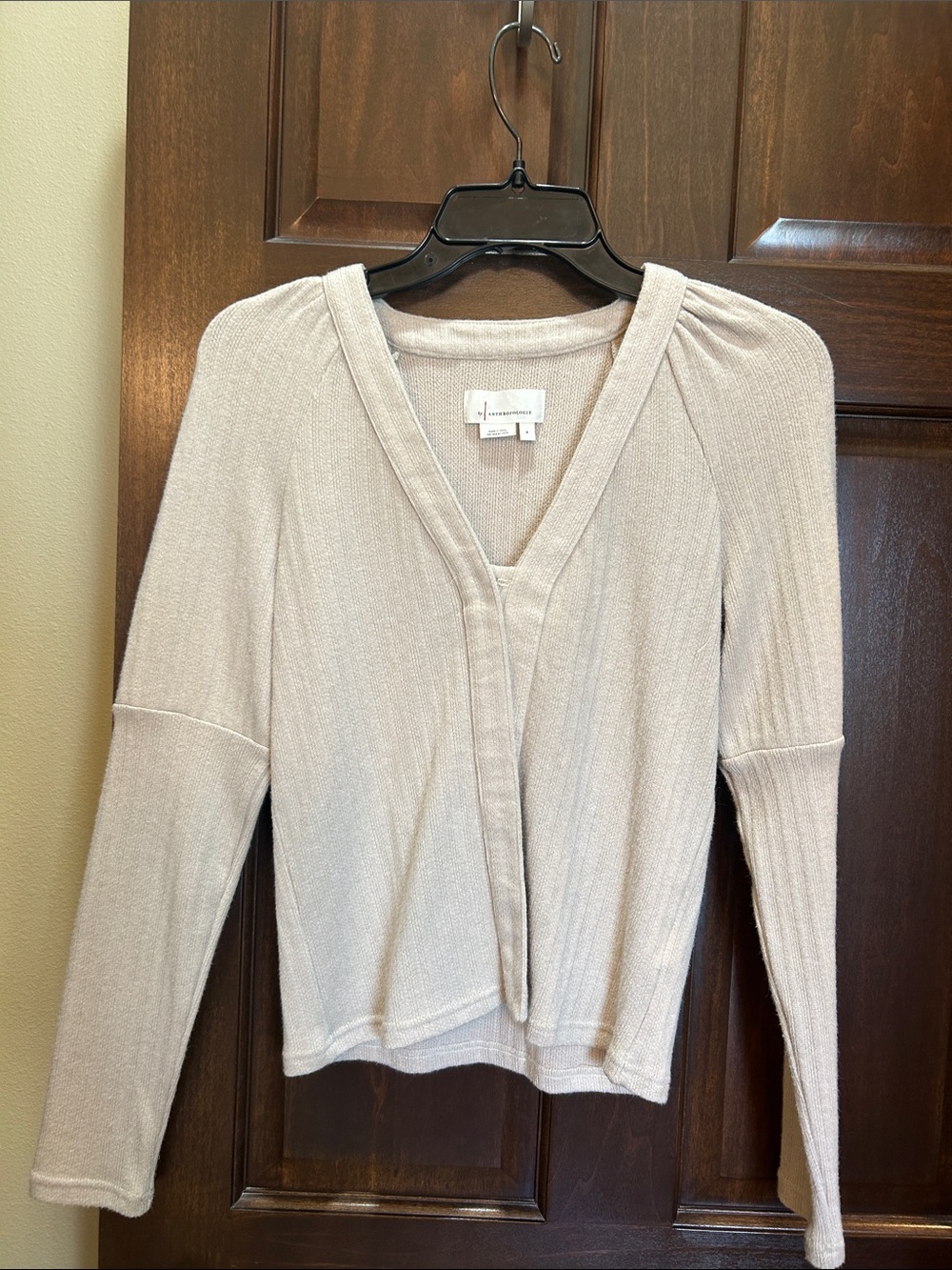 Anthropologie Cream Lightweight V-Neck Ribbed Sweater